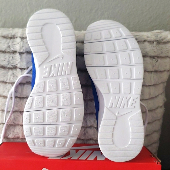 Nike Youth sneakers - Picture 9 of 12